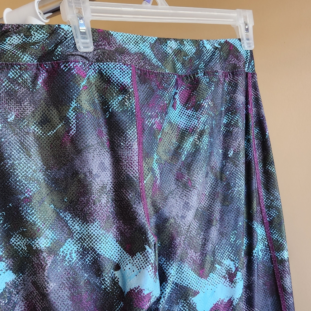 Multicolor Abstract Leggings By BCG